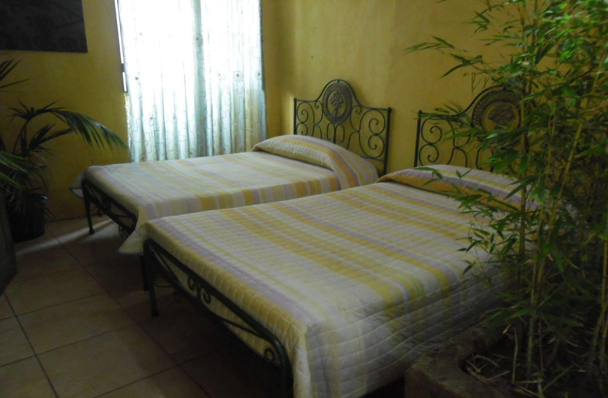 Casa Mestre Guesthouse Vila do Bispo Extérieur photo
