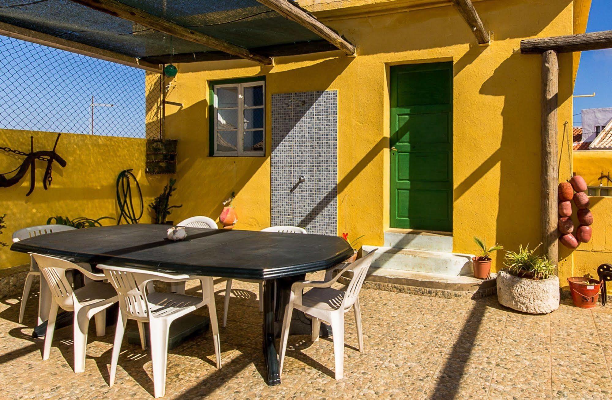 Casa Mestre Guesthouse Vila do Bispo Extérieur photo